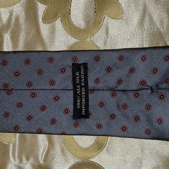 Adolfo Dark Grey 100% Silk Men’s Tie - Picture 3 of 4